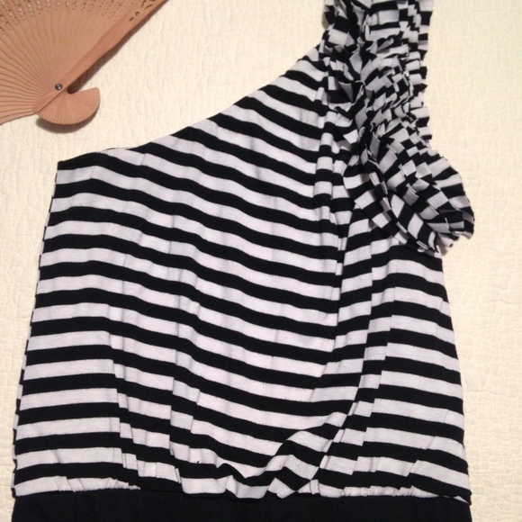 Cache Dress Ruffle One Shoulder Stripes Stretch M - Picture 4 of 7